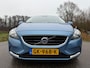 Volvo V40 2.0 D2 Summum Business / Navi / Clima / Stoelverwarming / Trekhaak / 2e Eigenaar / 16" Velgen / PDC / Cruise / LED /