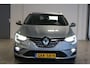 Renault Megane E-Tech Estate 1.6 Plug-In Hybrid 160 Business Edition One. AUTOMAAT ! Bloedmooie, chique wagen ! Head-up Display, Camera Achter, 18" lm velgen, Stoel- en stuurwiel verwarming, Trekhaak, Navigatie, Telefoonvoorb., Metallic lak, LED verl. etc.