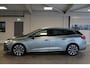 Renault Megane E-Tech Estate 1.6 Plug-In Hybrid 160 Business Edition One. AUTOMAAT ! Bloedmooie, chique wagen ! Head-up Display, Camera Achter, 18" lm velgen, Stoel- en stuurwiel verwarming, Trekhaak, Navigatie, Telefoonvoorb., Metallic lak, LED verl. etc.