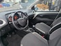 Toyota Aygo 1.0 VVT-i x-play | Met o.a. airco, achteruitrijcamera, trekhaak, cruise, navigatie en AppleCarPlay/AndroidAuto