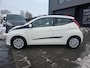 Toyota Aygo 1.0 VVT-i x-play | Met o.a. airco, achteruitrijcamera, trekhaak, cruise, navigatie en AppleCarPlay/AndroidAuto