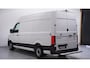 Volkswagen Crafter 2.0 TDI 140 pk L3H3 Airco, App Connect 270 Graden Deuren, Laadruimte Pakket, Opstap achter, 3-Zits