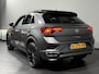 Volkswagen T-Roc 1.5 TSI 2X R-LINE | PANO | APP CNNCT |BEATS