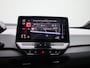 Volkswagen ID.3 First Max 58 kWh | Glazen dak | Stoelverwarming | Stuurverwarming | Adaptive Cruise Control | Navigatie | Parkeersensoren | Elektrische verstelbare stoelen | Climate Control |