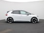 Volkswagen ID.3 First Max 58 kWh | Glazen dak | Stoelverwarming | Stuurverwarming | Adaptive Cruise Control | Navigatie | Parkeersensoren | Elektrische verstelbare stoelen | Climate Control |