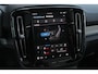 Volvo XC40 Recharge P8 AWD R-Design | 12 Mnd. Garantie | Panoramadak & Trekhaak | Nette en zeer complete XC40 (Dealer Onderhouden)