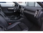 Volvo XC40 Recharge P8 AWD R-Design | 12 Mnd. Garantie | Panoramadak & Trekhaak | Nette en zeer complete XC40 (Dealer Onderhouden)