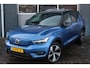 Volvo XC40 Recharge P8 AWD R-Design | 12 Mnd. Garantie | Panoramadak & Trekhaak | Nette en zeer complete XC40 (Dealer Onderhouden)