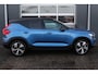 Volvo XC40 Recharge P8 AWD R-Design | 12 Mnd. Garantie | Panoramadak & Trekhaak | Nette en zeer complete XC40 (Dealer Onderhouden)