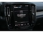 Volvo XC40 Recharge P8 AWD R-Design | 12 Mnd. Garantie | Panoramadak & Trekhaak | Nette en zeer complete XC40 (Dealer Onderhouden)