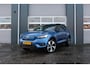 Volvo XC40 Recharge P8 AWD R-Design | 12 Mnd. Garantie | Panoramadak & Trekhaak | Nette en zeer complete XC40 (Dealer Onderhouden)