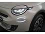 Fiat 600 600e La Prima 54 kWh | Navigatie | Lederen bekleding | Adap. cruise control | LED | Stoelverwarming | Camera | Stoelmassage |