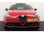Alfa Romeo Giulietta 1.4 120 PK Turbo Sport Pano-dak Trekhaak Navi 18'LMV