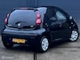 Peugeot 107 1.0 Envy 5 deurs - AIRCO - CPV - EL. RAMEN - LED - BLUETOOTH - STUURBEKRACHTIGING - RADIO/CD - NL AUTO - NAP - APK T/M 06-07-2026 -