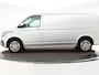 Volkswagen Transporter 2.0 TDI 150pk DSG L2H3 28 Bulli · Camera · P-Sensoren · Apple/Android Car Play · Navigatie · Tussenschot · Betimmering · Trekhaak · Garantie t/m 29-06-2026 of 150.000km
