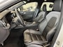 Volvo XC60 2.0 Recharge T8 AWD Inscription 2100 kg trekkracht! Harman Kardon, PLUGIN, 407PK, Stoelgeheugen, Lederenbekleding, Elektrisch wegklapbare Trekhaak, Panorama Schuif/Kanteldak, R Design, Cruise control!