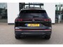 Volkswagen Tayron 1.5 eHybrid Elegance SOH 100% | 204PK / 150kW DSG, Wegklapbare trekhaak, lederen / alcantara bekleding, rondomzichtcamera (area view), elektrische achterklep, elektrisch verstel-, verwarm- en inklapbare buitenspiegels (spiegelpakket), navigatie, LED Matrix (IQ.Lights), draadloze telefoonladers, adaptieve cruise control (acc) met Travel Assist, keyless go & entry, 18" 'Napoli' LMV, privacy glas, chroom pakket, draadloos Apple Carplay & Android Auto, DAB+, ErgoActive voorstoelen met massagefunctie, 3-zone climatronic, verwarmbare voorstoelen etc.