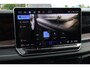 Volkswagen Tayron 1.5 eHybrid Elegance 204PK / 150kW DSG, SOH 100%, Wegklapbare trekhaak, lederen / alcantara bekleding, rondomzichtcamera (area view), elektrische achterklep, elektrisch verstel-, verwarm- en inklapbare buitenspiegels (spiegelpakket), navigatie, LED Matrix (IQ.Lights), draadloze telefoonladers, adaptieve cruise control (acc) met Travel Assist, keyless go & entry, 18" 'Napoli' LMV, privacy glas, chroom pakket, draadloos Apple Carplay & Android Auto, DAB+, ErgoActive voorstoelen met massagefunctie, 3-zone climatronic, verwarmbare voorstoelen etc.