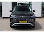 Volkswagen Tayron 1.5 eHybrid Elegance SOH 100% | 204PK / 150kW DSG, Wegklapbare trekhaak, lederen / alcantara bekleding, rondomzichtcamera (area view), elektrische achterklep, elektrisch verstel-, verwarm- en inklapbare buitenspiegels (spiegelpakket), navigatie, LED Matrix (IQ.Lights), draadloze telefoonladers, adaptieve cruise control (acc) met Travel Assist, keyless go & entry, 18" 'Napoli' LMV, privacy glas, chroom pakket, draadloos Apple Carplay & Android Auto, DAB+, ErgoActive voorstoelen met massagefunctie, 3-zone climatronic, verwarmbare voorstoelen etc.