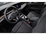 Volkswagen Tayron 1.5 eHybrid Elegance SOH 100% | 204PK / 150kW DSG, Wegklapbare trekhaak, lederen / alcantara bekleding, rondomzichtcamera (area view), elektrische achterklep, elektrisch verstel-, verwarm- en inklapbare buitenspiegels (spiegelpakket), navigatie, LED Matrix (IQ.Lights), draadloze telefoonladers, adaptieve cruise control (acc) met Travel Assist, keyless go & entry, 18" 'Napoli' LMV, privacy glas, chroom pakket, draadloos Apple Carplay & Android Auto, DAB+, ErgoActive voorstoelen met massagefunctie, 3-zone climatronic, verwarmbare voorstoelen etc.