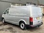 Volkswagen Transporter 2.0 TSI L2H1 Benzine / CNG Dubbele Schuifdeur Airco Cruise controle Bpm vrij Trekhaak Klep achter Omvormer Kastinrichting Standkachel Euro 6 Benzine Ideaal voor ombouw naar Camper !! Lang achterklep