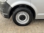 Volkswagen Transporter 2.0 TSI L2H1 Benzine / CNG Dubbele Schuifdeur Airco Cruise controle Bpm vrij Trekhaak Klep achter Omvormer Kastinrichting Standkachel Euro 6 Benzine Ideaal voor ombouw naar Camper !!