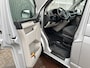 Volkswagen Transporter 2.0 TSI L2H1 Benzine / CNG Dubbele Schuifdeur Airco Cruise controle Bpm vrij Trekhaak Klep achter Omvormer Kastinrichting Standkachel Euro 6 Benzine Ideaal voor ombouw naar Camper !!