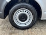 Volkswagen Transporter 2.0 TSI L2H1 Benzine / CNG Dubbele Schuifdeur Airco Cruise controle Bpm vrij Trekhaak Klep achter Omvormer Kastinrichting Standkachel Euro 6 Benzine Ideaal voor ombouw naar Camper !!