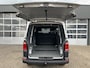 Volkswagen Transporter 2.0 TSI DSG L1H1 Benzine Automaat Dubbele Schuifdeur Airco Cruise controle Bpm vrij Trekhaak Klep achter Omvormer Kastinrichting Standkachel Euro 6 Benzine Ideaal voor ombouw naar Camper !!