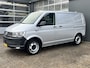 Volkswagen Transporter 2.0 TSI L1H1 Benzine /CNG Dubbele Schuifdeur Airco Cruise controle Bpm vrij Trekhaak Klep achter Omvormer Kastinrichting Standkachel Euro 6 Benzine Ideaal voor ombouw naar Camper !!