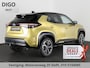 Toyota Yaris Cross 1.5 HYBRIDE EXECUTIVE BI-TONE GARANTIE TOT 9-2032 DODE HOEK DETECTIE.STOEL VERWARMING.TREKHAAK