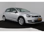 Volkswagen Golf 1.2 TSI Connected Series (STOELVERWARMING, AUTOMAAT, NAVIGATIE CARPLAY, PARKEERSENSOREN)