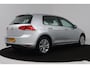 Volkswagen Golf 1.2 TSI Connected Series (STOELVERWARMING, AUTOMAAT, NAVIGATIE CARPLAY, PARKEERSENSOREN)