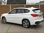 BMW X1 sDrive20i M-sport Automaat | Panoramadak | Leren bekleding | Stoelverwarming | Flippers | Cruise & climate control | Head-up display | Shadow line | Parkeersensoren voor en achter