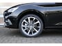 SEAT Leon Sportstourer 1.5 TSI 204pk e-Hybrid FR Business | Panoramadak | 18" Velgen