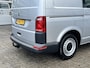 Volkswagen Transporter 2.0 TSI L1H1 Benzine Dubbele Schuifdeur Airco Cruise controle Bpm vrij Trekhaak Klep achter Stand kachel Euro 6 Benzine Ideaal voor ombouw naar Camper !!