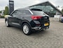 Volkswagen T-Roc 1.0 TSI Style 115 PK | Trekhaak | Panorama schuifdak | Stoelverwarming | Adaptive Cruise Control | Apple Carplay | Android Auto | Navigatie | Elektrisch inklapbare spiegels |