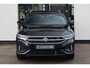 Volkswagen T-Roc 1.5 TSI R-Line PL €604 p/m* 150PK / 110kW ergo stoel achteruitrijcamera privacy glas trekhaak stoelverwarming r line in en exterieur navigatie geactiveerd pdc voor en achter led plus draadloos carplay climatronic spraakbediening