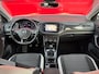 Volkswagen T-Roc 1.5 TSI 150pk Sport / Stoelverw. / Adaptieve cruise / Trekhaak / Virtual cockpit / Navigatie / El. klep / NL auto