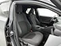 Toyota C-HR 1.8 Hybrid 140 Dynamic | Stuurwielverwarming | Keyless entry | Blind Spot Monitoring | 18 "LM |