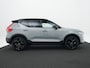 Volvo XC40 B4 Plus Black Edition | Harman Kardon | 360° Camera | Panoramadak | 20" | Trekhaak | Nubuck-Leder