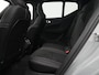 Volvo XC40 B4 Plus Black Edition | Harman Kardon | 360° Camera | Panoramadak | 20" | Trekhaak | Nubuck-Leder