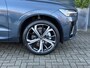 Volvo XC60 2.0 T6 Plug-in hybrid AWD Ultimate Dark | Luchtvering | Harman/Kardon | HU-Display | Camera |
