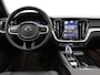 Volvo V60 T6 PLUG-IN HYBRID PLUS DARK H/K 19INCH SCHUIFDAK GETINT GLAS