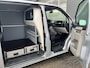 Volkswagen Transporter 2.0 TSI L2H1 204pk DSG Automaat Dubbele schuifdeuren Airco Adaptive Cruise Navigatie Pdc V/A Trekhaak 2500kg Lange wielbasis Lang Bpm vrij voor prive gebruik Kastinrichting Comfort stoelen met zijairbag i