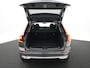Volvo XC60 T6 AWD Ultra Dark Luchtvering | 22" LM Velgen | B&W Audio | Trekhaak