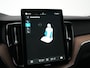 Volvo XC60 T6 AWD Ultra Dark Luchtvering | 22" LM Velgen | B&W Audio | Trekhaak