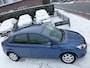 Ford Focus 1.6 Trend, 2 SETS LMV MET ZOMER-/WINTERBANDEN