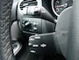 Ford Focus 1.6 Trend, 2 SETS LMV MET ZOMER-/WINTERBANDEN
