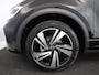 Volkswagen T-Roc 1.5 TSI R-Line 150 pk Automaat (DSG) | Verlengde garantie | Navigatie | Trekhaak (afneembaar) | Parkeersensoren (Park assist) | Achteruitrijcamera | R-Line |